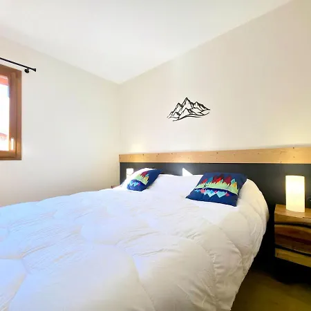 Appartement Incroyable T3 Neuf Avec Garage - Proche De ! Huez