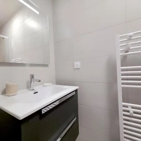 Incroyable T3 Neuf Avec Garage - Proche De ! * Huez